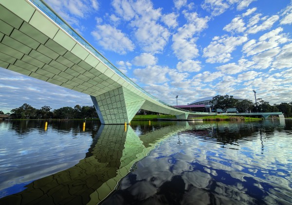 Adelaide Riverbank Pedestrian Bridge